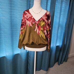 WHBM fair condition M blouse